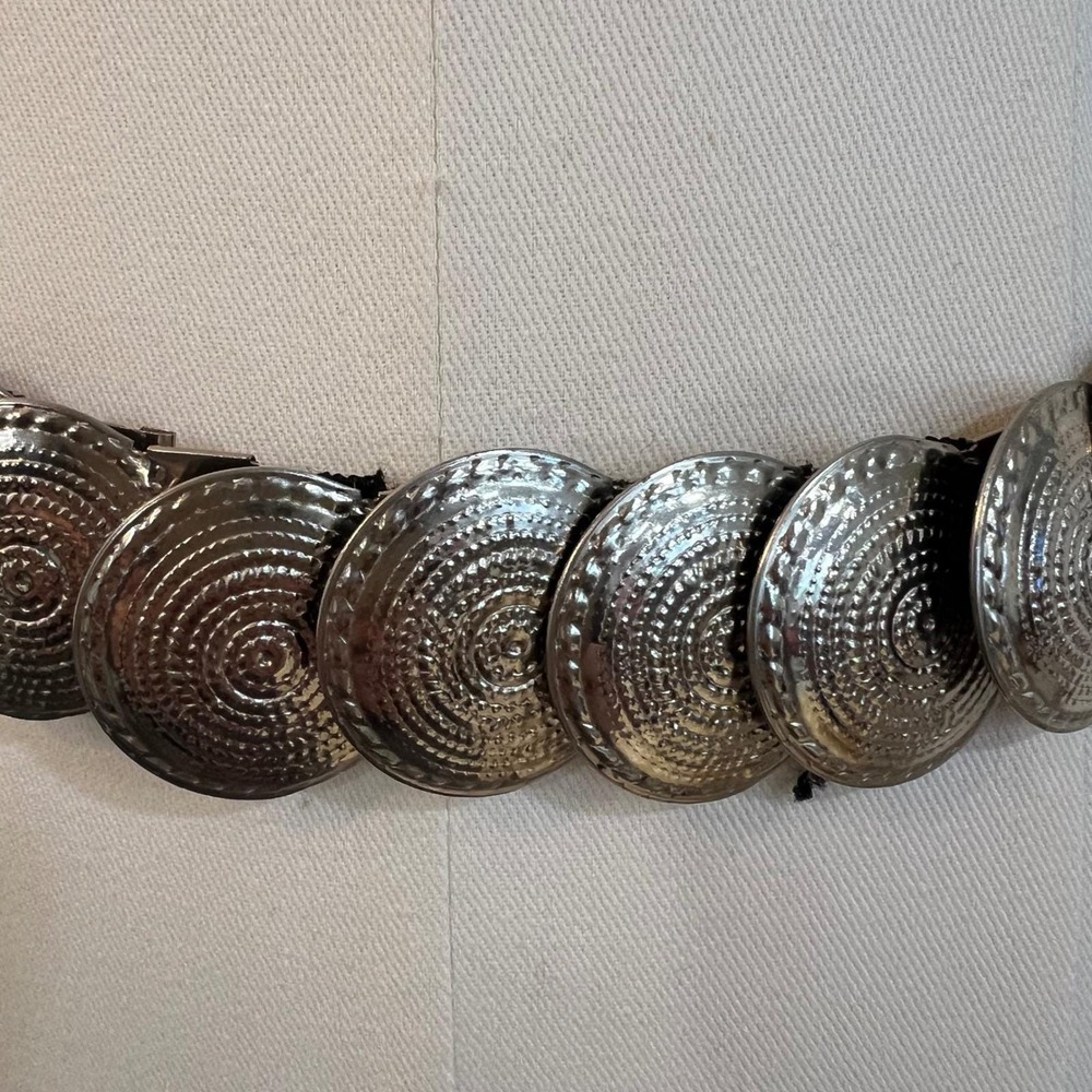 Vintage Silver Metal Elastic Medallion Coin Belt Boho Western M L - Picture 3 of 8